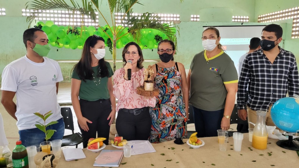 Prefeitura de Araçagi em parceria com a AFINK realiza ação de conscientização de preservação do meio ambiente e homenage
