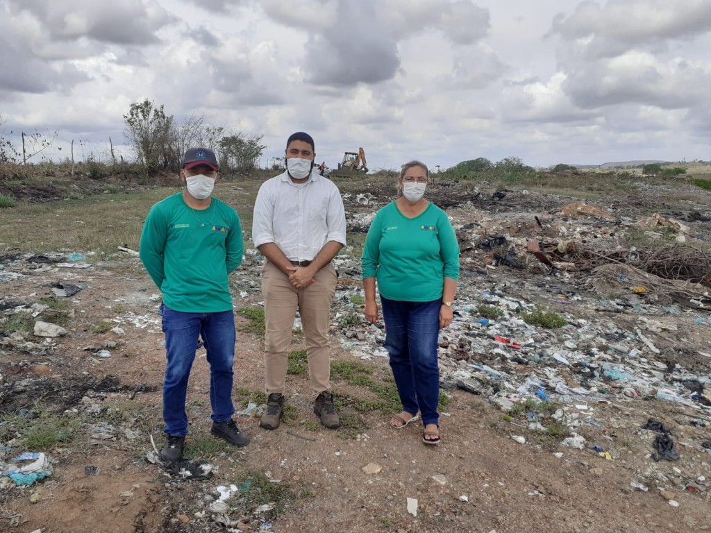 Prefeitura de Araçagi inicia através da Secretaria de Meio Ambiente a recuperação da área do antigo lixão